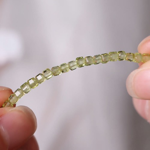 925 Sterling Silver Peridot Square Beads Peace Anklet