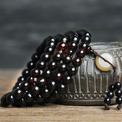108 Mala Beads Small Leaf Red Sandalwood Amber Bracelet