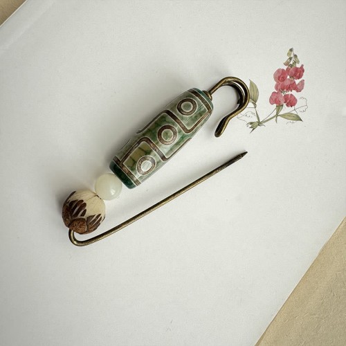 Nine-Eye Dzi Bead Bodhi Seed Lotus Protection Brooch