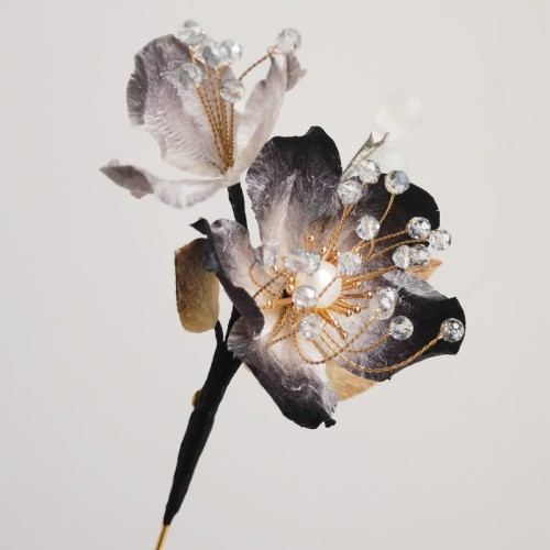 Handmade Velvet Mulberry Silk Flowers & Leaves Brooch Handmade Velvet Mulberry Silk Flowers & Leaves Brooch