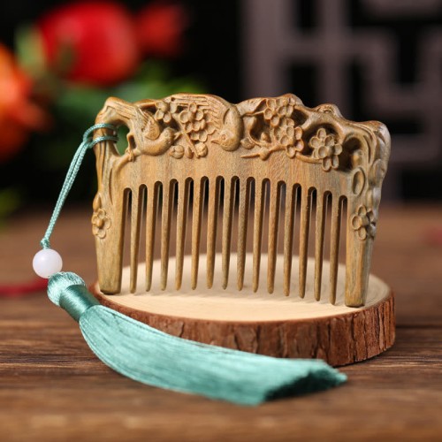 Green Sandalwood Fox Peony Lotus Engraved Comb Green Sandalwood Fox Peony Lotus Engraved Comb