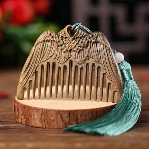 Green Sandalwood Fox Peony Lotus Engraved Comb Green Sandalwood Fox Peony Lotus Engraved Comb