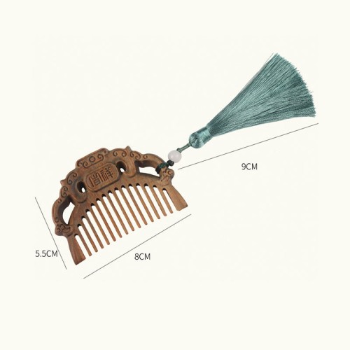 Green Sandalwood Fox Peony Lotus Engraved Comb Green Sandalwood Fox Peony Lotus Engraved Comb