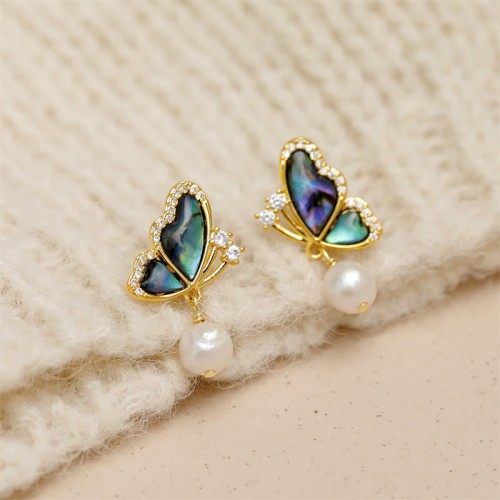 18K Gold-Plated Copper Pearl Butterfly Love Stud Earrings 18K Gold-Plated Copper Pearl Butterfly Love Stud Earrings