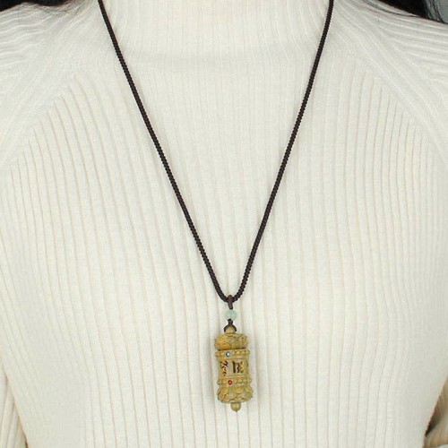 Tibet Green Sandalwood Om Mani Padme Hum Necklace