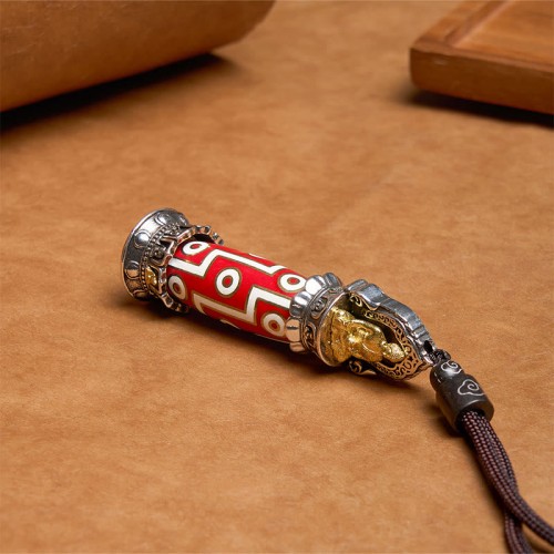 Tibetan Medicine Buddha Nine-Eye Dzi Bead Necklace Tibetan Medicine Buddha Nine-Eye Dzi Bead Necklace