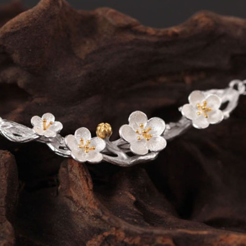 925 Silver Plum Blossom Protection Pendant 925 Silver Plum Blossom Protection Pendant