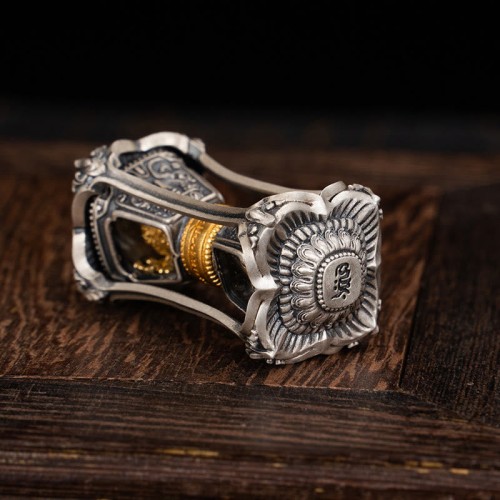 925 Silver Tibetan Zakiram Goddess of Wealth Necklace 925 Silver Tibetan Zakiram Goddess of Wealth Necklace