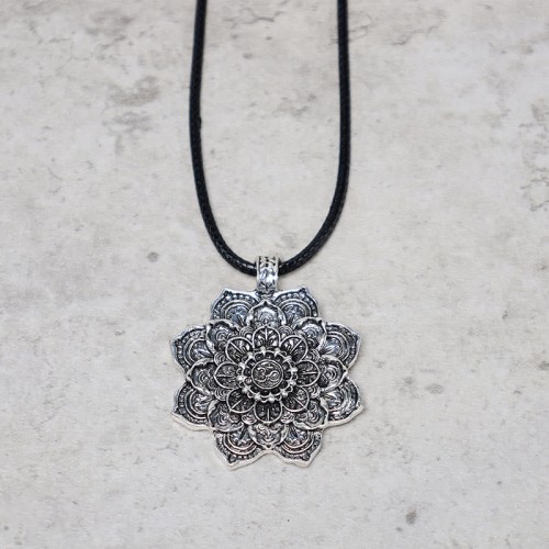 Tibetan Lotus Blessing Necklace