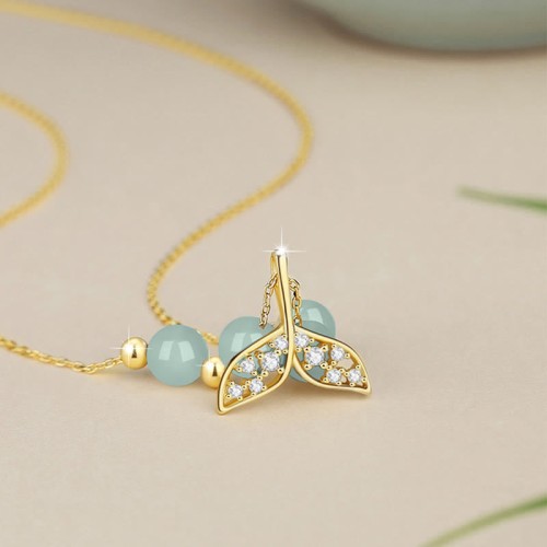 925 Silver Hetian Jade Fishtail Luck Necklace 925 Silver Hetian Jade Fishtail Luck Necklace
