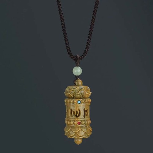 Tibet Green Sandalwood Om Mani Padme Hum Necklace