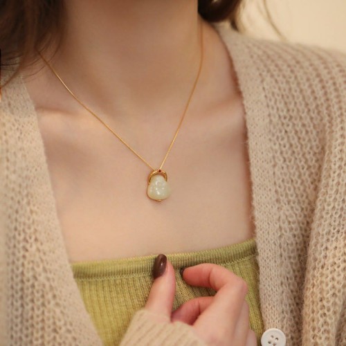 925 Silver Hetian Jade Laughing Buddha Necklace 925 Silver Hetian Jade Laughing Buddha Necklace
