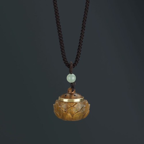 Tibet Green Sandalwood Om Mani Padme Hum Necklace