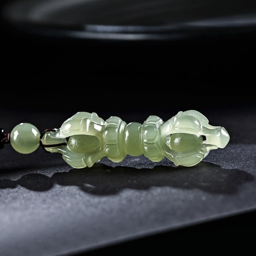 Tibetan Hetian Jade Dorje Vajra Success Necklace