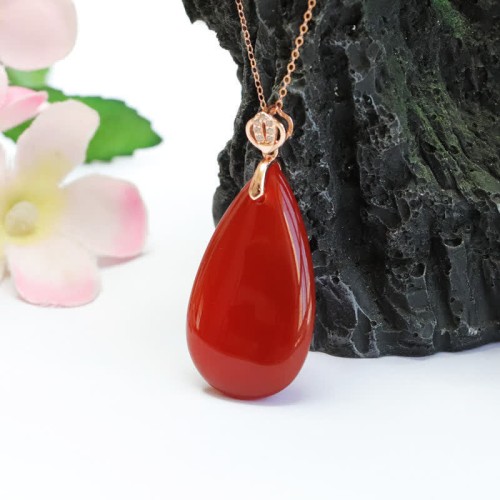 925 Silver Waterdrop Red Agate Confidence Necklace