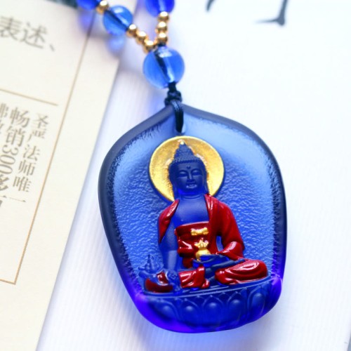 Tibetan Medicine Buddha Liuli Crystal Necklace Tibetan Medicine Buddha Liuli Crystal Necklace