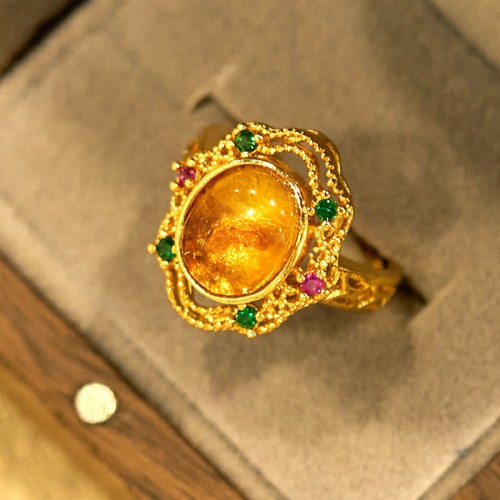 Amber Hollow Lace Confidence Ring