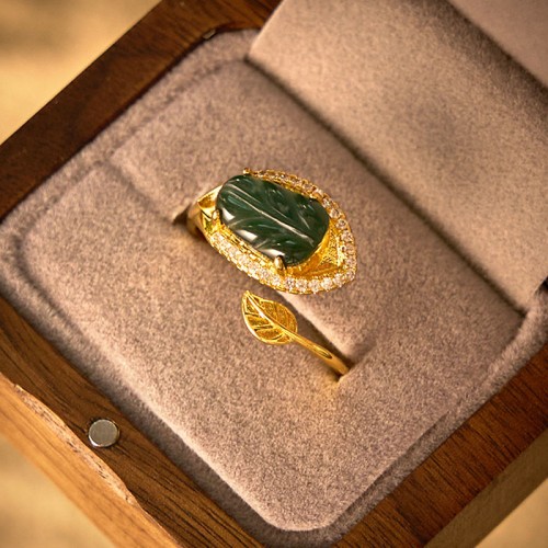 Gold-Plated Jade Leaf Prosperity Ring Gold-Plated Jade Leaf Prosperity Ring