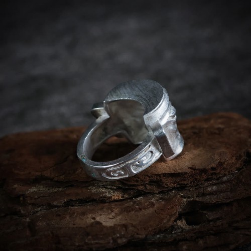 999 Sterling Silver Sanxingdui Mask Protection Ring 999 Sterling Silver Sanxingdui Mask Protection Ring