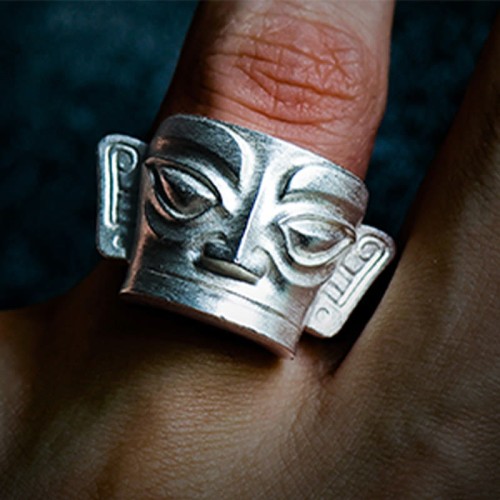 999 Sterling Silver Sanxingdui Mask Protection Ring 999 Sterling Silver Sanxingdui Mask Protection Ring