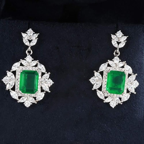 Emerald Crystal Confidence Ring Set Emerald Crystal Confidence Ring Set