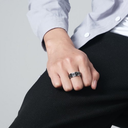 Triangle Knot Titanium Steel Calm Ring Triangle Knot Titanium Steel Calm Ring