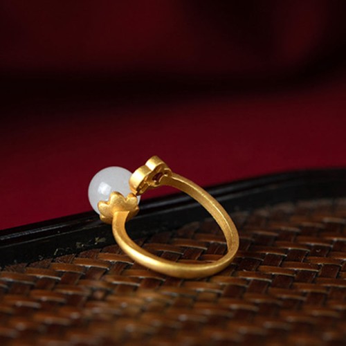 White Jade Auspicious Cloud Luck Ring