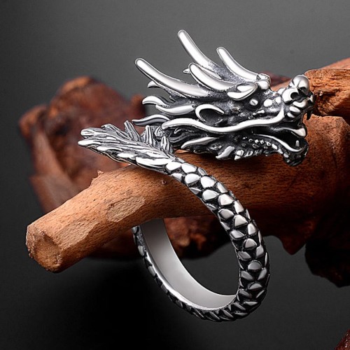 990 Sterling Silver Vintage Dragon Luck Ring 990 Sterling Silver Vintage Dragon Luck Ring